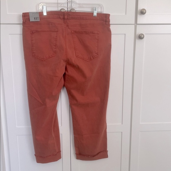 KUT from the KLOTH Jeans Women’s Amy Crop Straight Leg Distressed Denim Size 18 - Picture 5 of 5